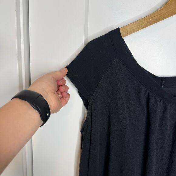 Free People Keep It Casual Front Slit Flowy Black T-shirt Size Small - Picture 3 of 8
